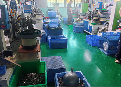 自动化组装部门